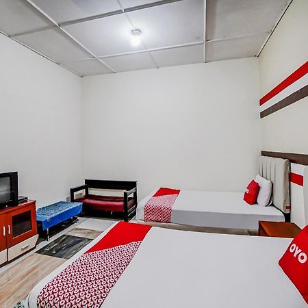 Oyo 90980 Al Karim Syariah Hotel Tanjungbalai ภายนอก รูปภาพ