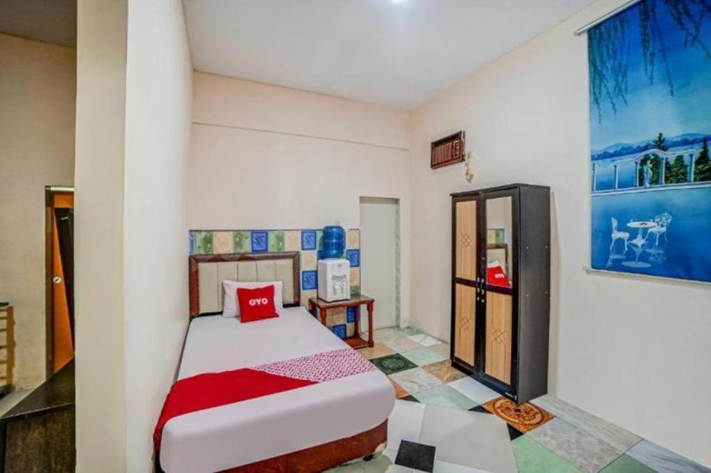 Oyo 90980 Al Karim Syariah Hotel Tanjungbalai ภายนอก รูปภาพ