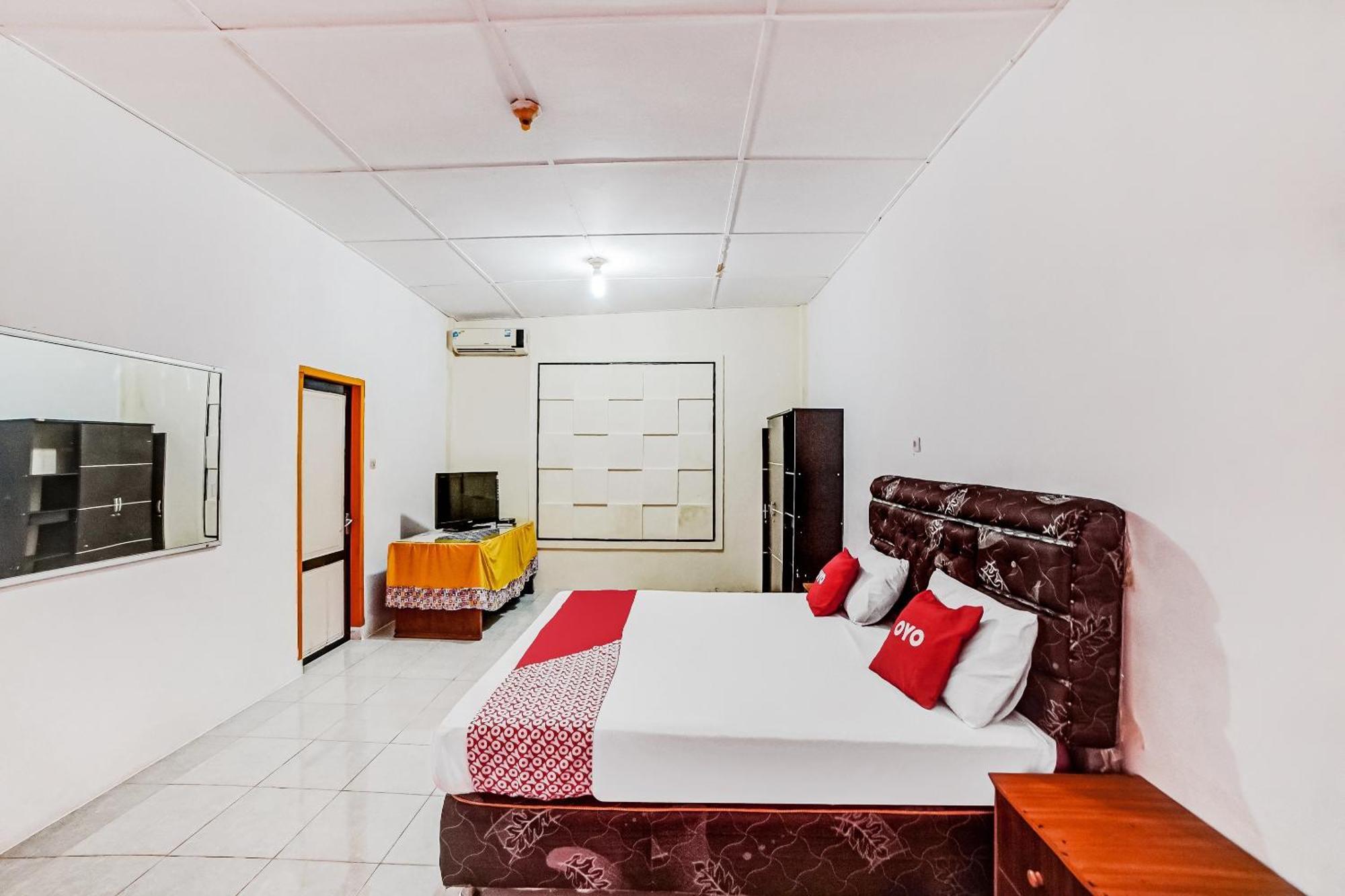 Oyo 90980 Al Karim Syariah Hotel Tanjungbalai ภายนอก รูปภาพ